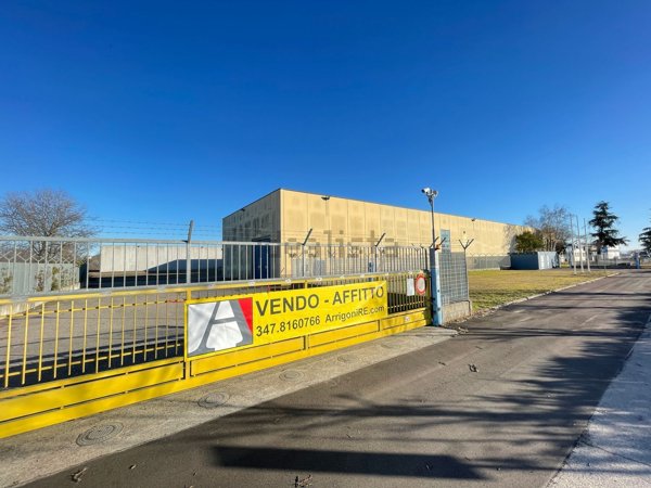 locale di sgombero in vendita ad Asola