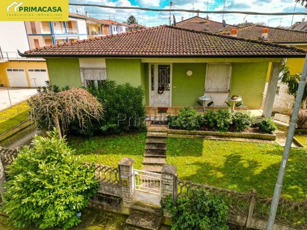 casa indipendente in vendita ad Asola