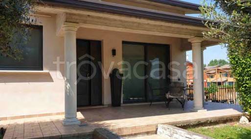 casa indipendente in vendita ad Asola