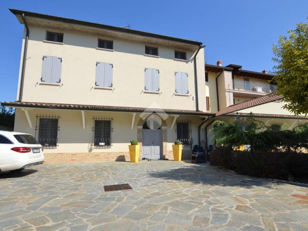 casa indipendente in vendita ad Asola