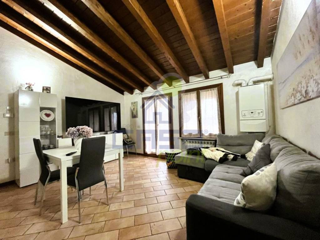 appartamento in vendita ad Asola