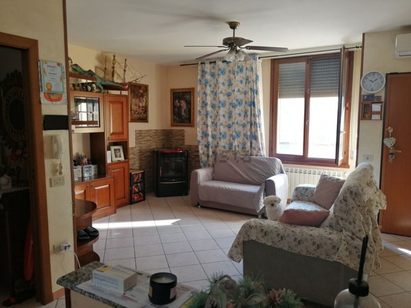 casa indipendente in vendita ad Asola