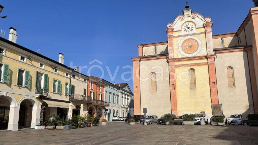 appartamento in vendita ad Asola