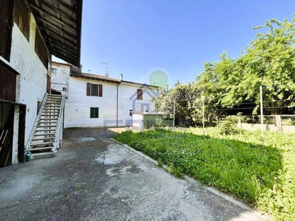 casa indipendente in vendita ad Asola