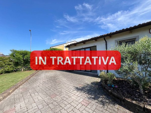 casa indipendente in vendita ad Asola