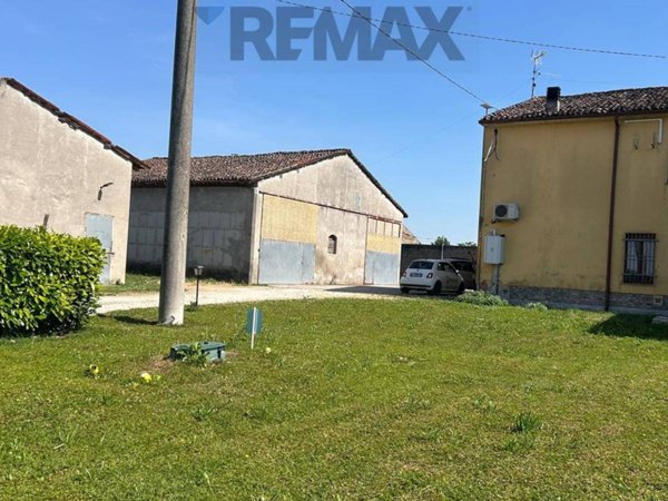 casa indipendente in vendita ad Asola