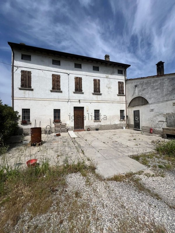 casa indipendente in vendita ad Asola