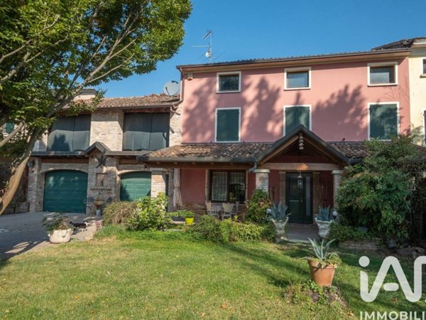 casale in vendita ad Asola