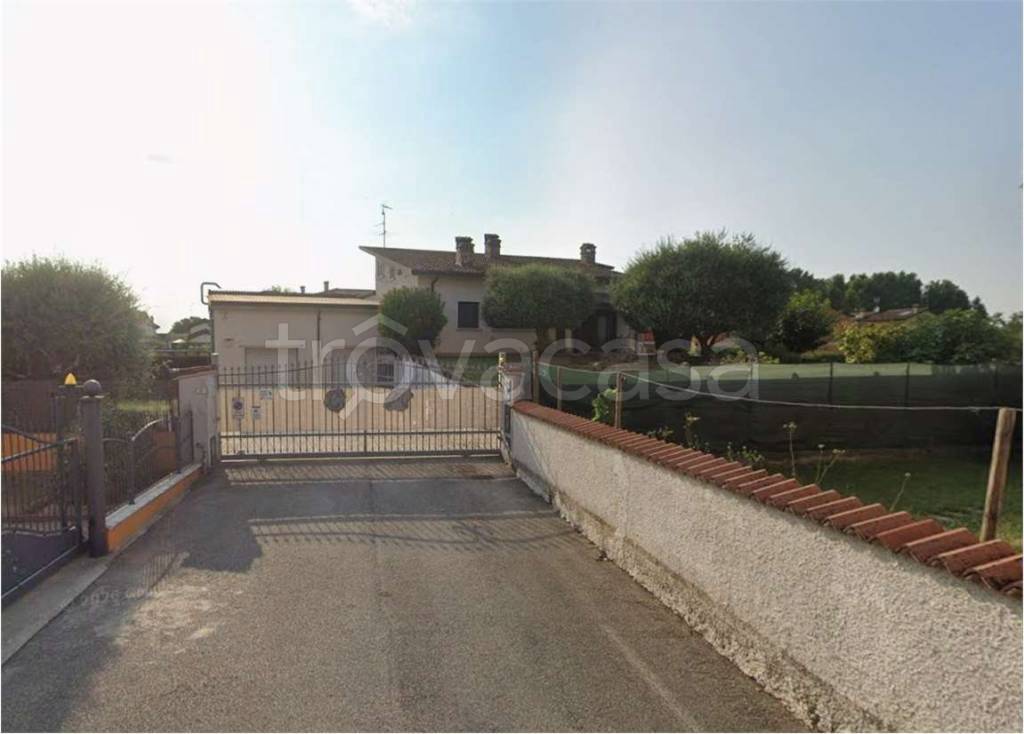 casa indipendente in vendita ad Asola