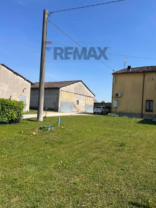 casa indipendente in vendita ad Asola