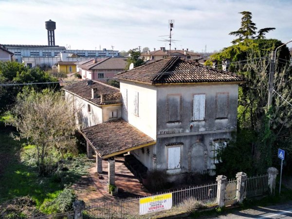 casa indipendente in vendita ad Asola