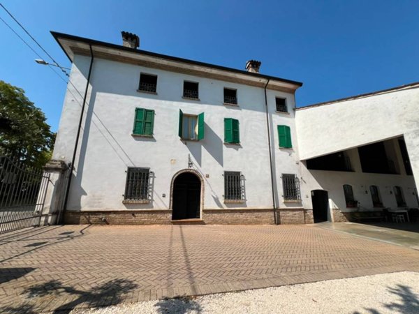 casa indipendente in vendita ad Asola