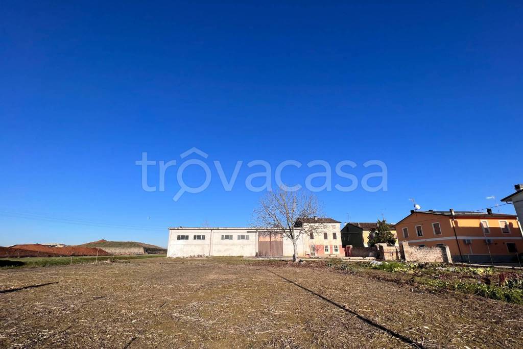 casa indipendente in vendita ad Asola