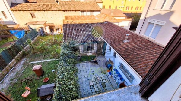 casa indipendente in vendita ad Asola