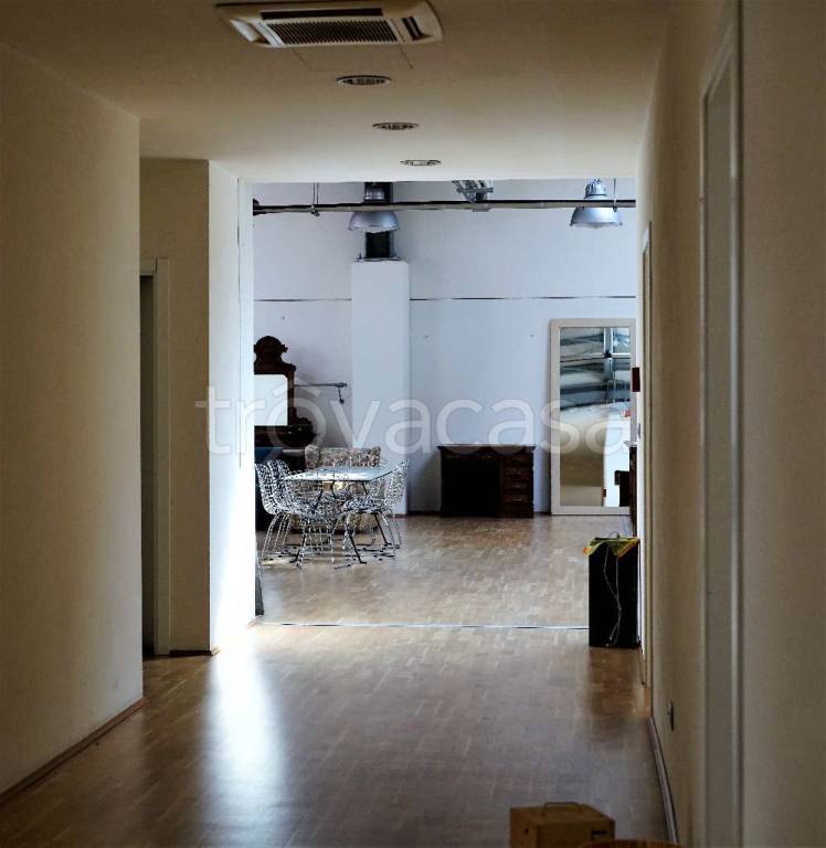 ufficio in vendita a Bagnolo San Vito