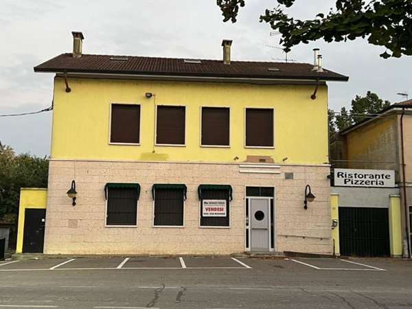 negozio in vendita a Bagnolo San Vito