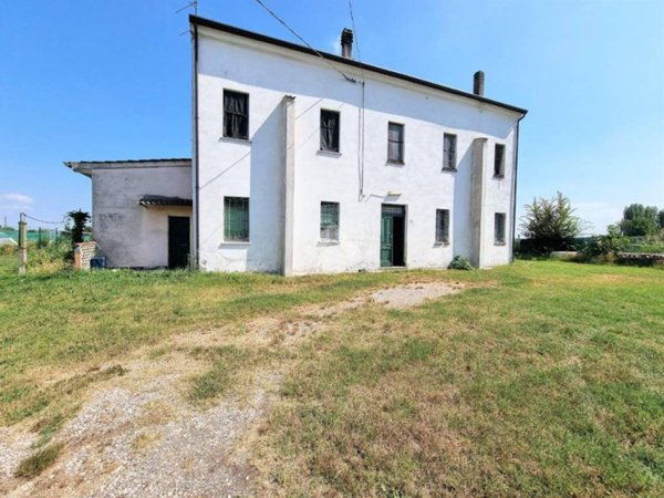 casa indipendente in vendita a Bagnolo San Vito