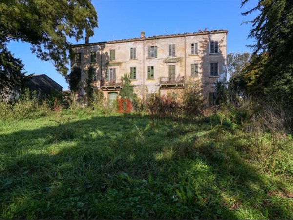 intera palazzina in vendita a Bagnolo San Vito