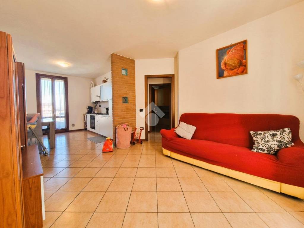 appartamento in vendita a Bagnolo San Vito in zona San Biagio