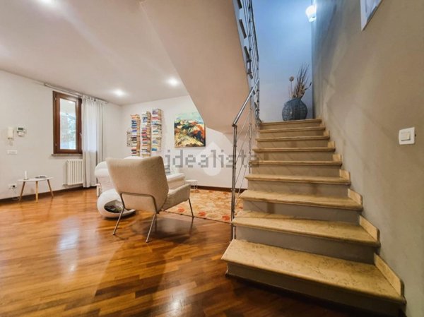 casa indipendente in vendita a Bagnolo San Vito in zona San Biagio