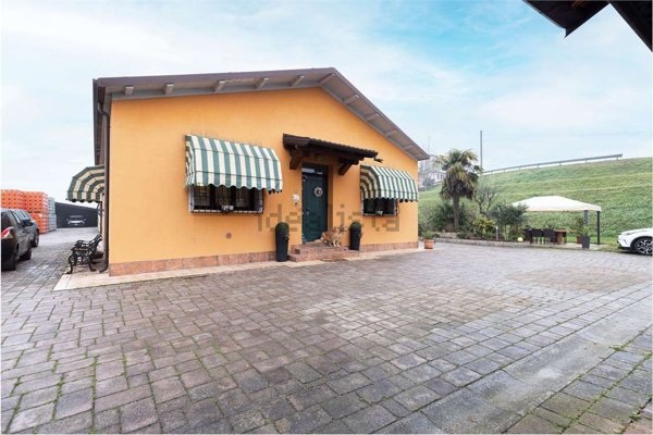 casa indipendente in vendita a Bagnolo San Vito