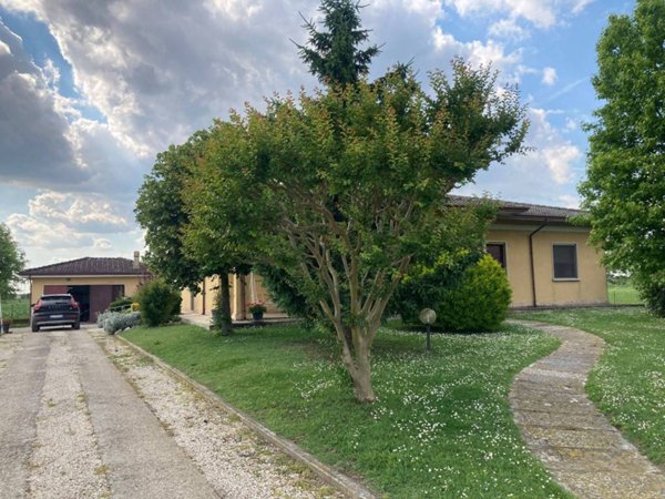 casa indipendente in vendita a Bagnolo San Vito