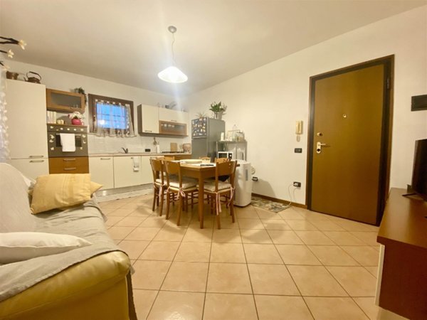 appartamento in vendita a Bagnolo San Vito in zona San Biagio
