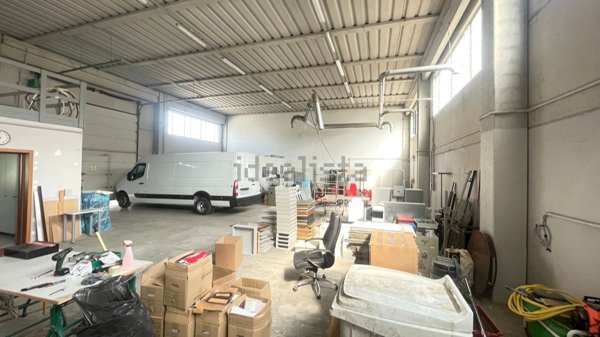 ufficio in vendita a Bagnolo San Vito in zona San Biagio