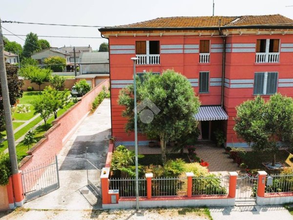 casa indipendente in vendita a Bagnolo San Vito