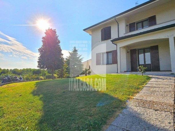 casa indipendente in vendita a Bagnolo San Vito