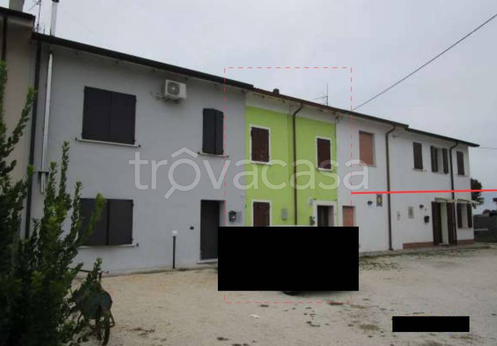 appartamento in vendita a Bagnolo San Vito in zona Correggio Micheli