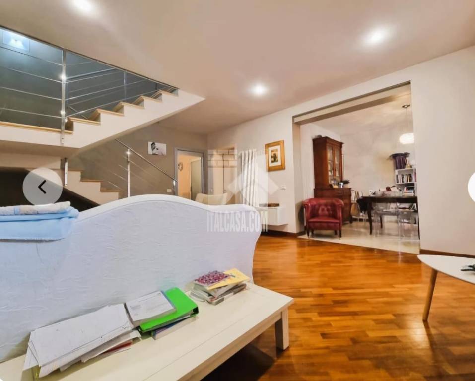 casa indipendente in vendita a Bagnolo San Vito in zona San Biagio