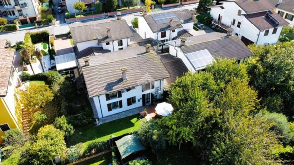casa indipendente in vendita a Bagnolo San Vito