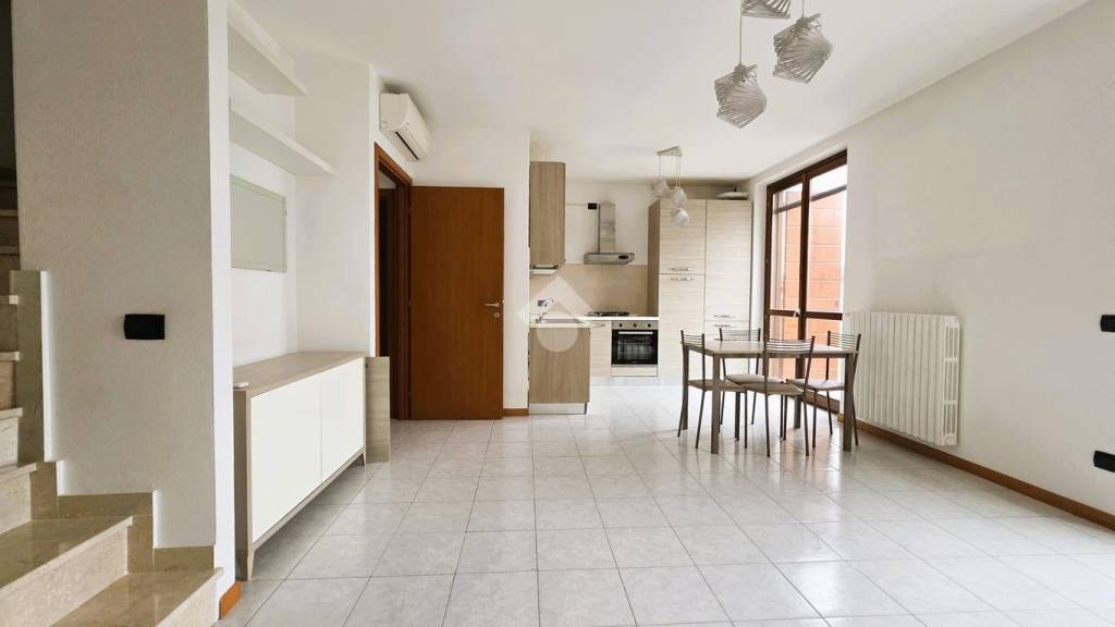 appartamento in vendita a Bagnolo San Vito in zona San Biagio