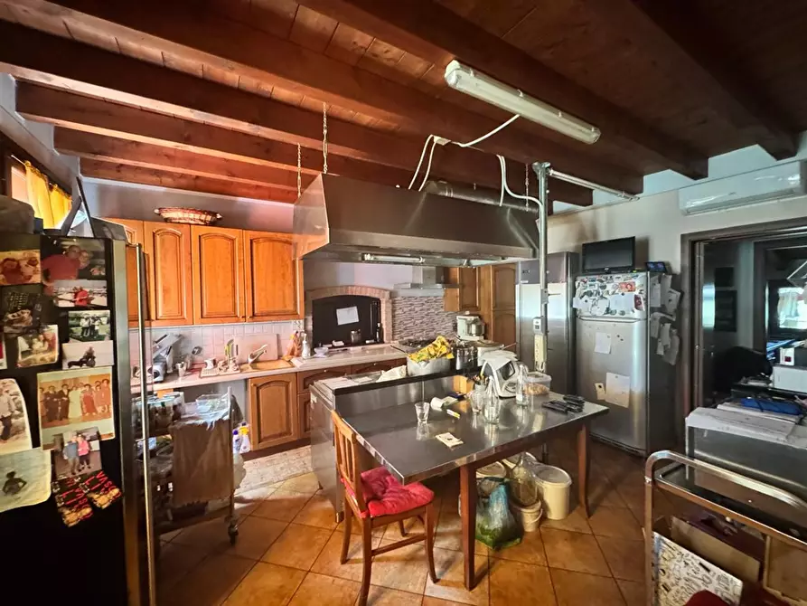 casa indipendente in vendita a Bagnolo San Vito in zona San Biagio