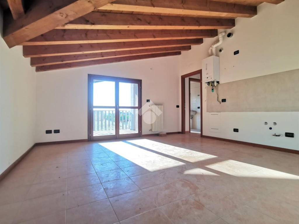 appartamento in vendita a Bagnolo San Vito in zona San Biagio