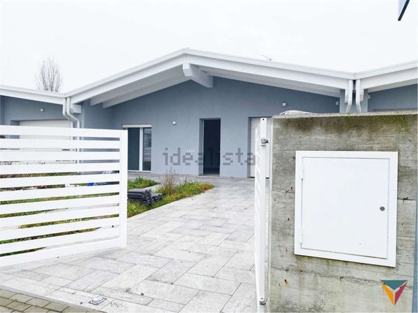 casa indipendente in vendita a Bagnolo San Vito