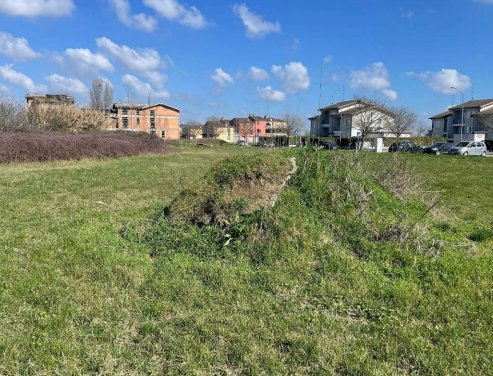 terreno edificabile in vendita a Bagnolo San Vito