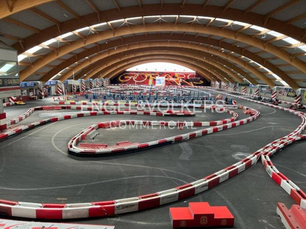 locale commerciale in vendita a Bagnolo San Vito