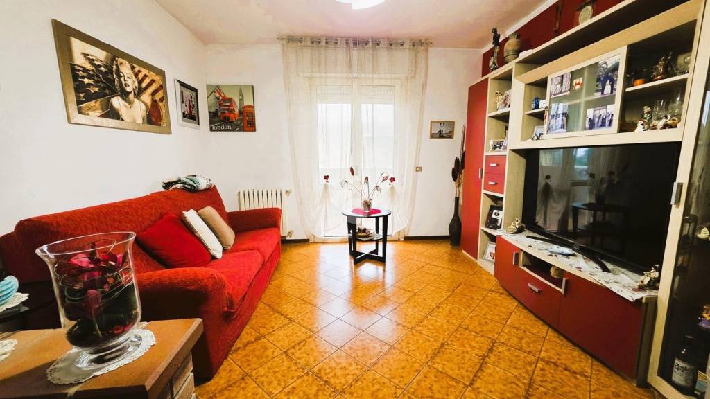 appartamento in vendita a Bagnolo San Vito in zona San Biagio