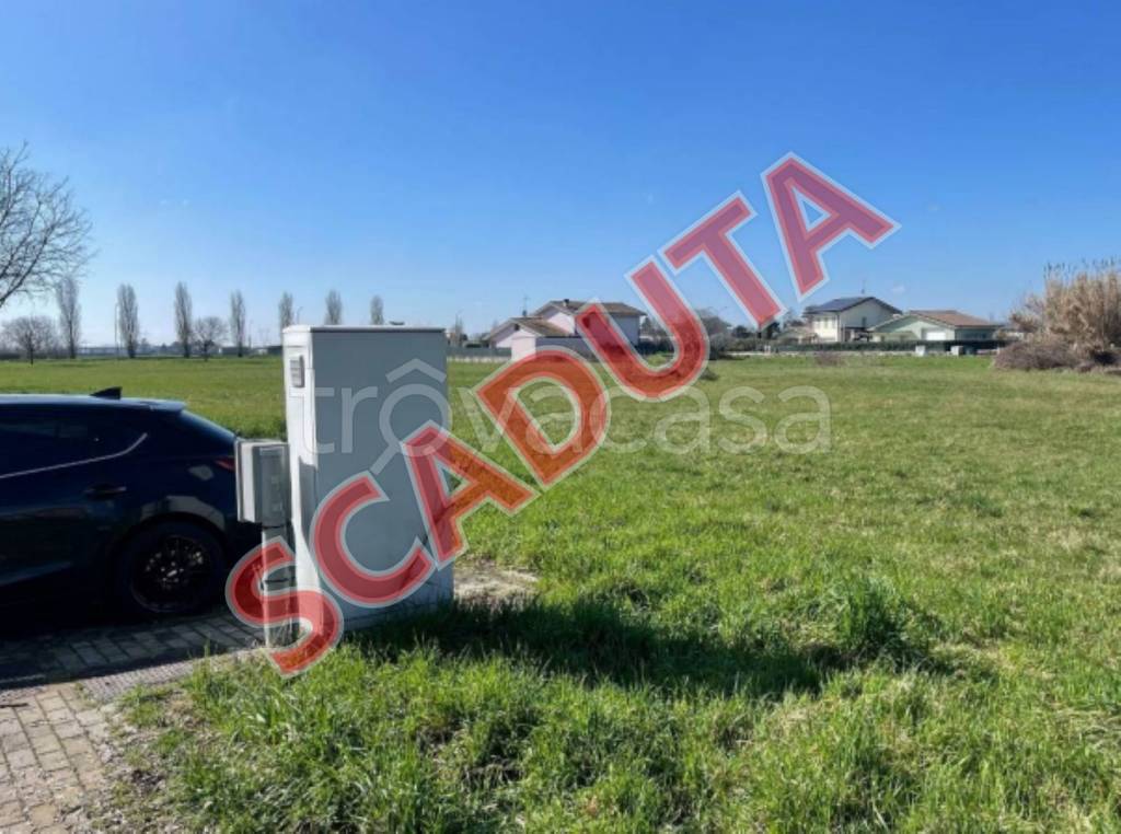 terreno edificabile in vendita a Bagnolo San Vito in zona San Biagio