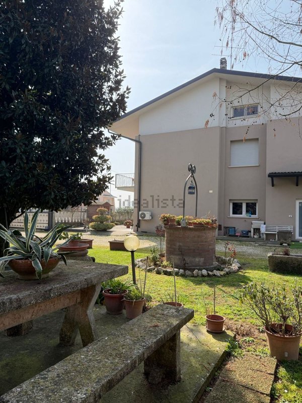 casa indipendente in vendita a Bagnolo San Vito