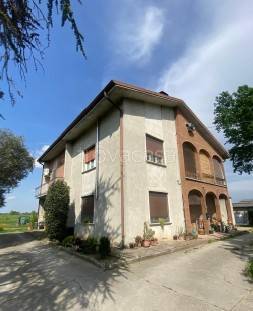 azienda agricola in vendita a Bagnolo San Vito