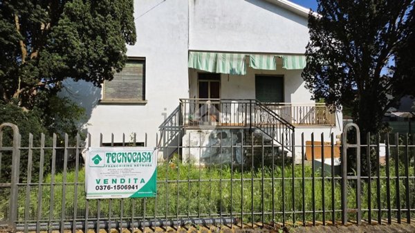 casa semindipendente in vendita a Bagnolo San Vito