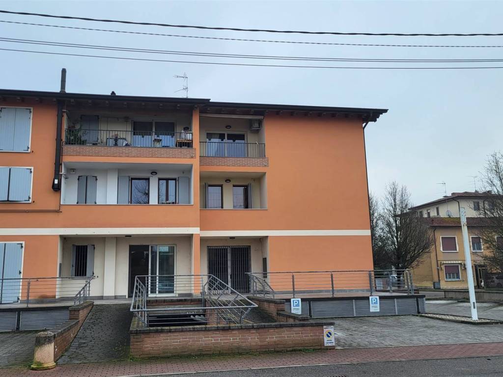 negozio in vendita a Bagnolo San Vito