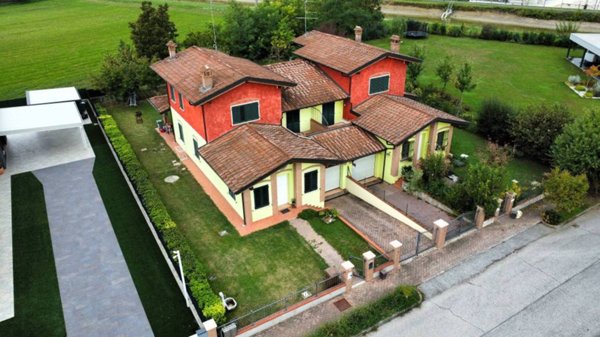 casa indipendente in vendita a Bagnolo San Vito