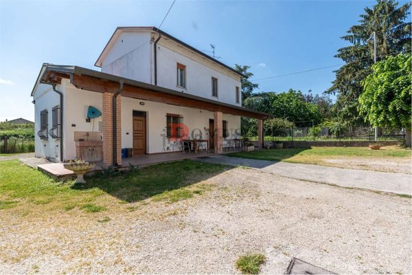 casa indipendente in vendita a Bagnolo San Vito