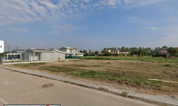 terreno edificabile in vendita a Bagnolo San Vito in zona San Biagio
