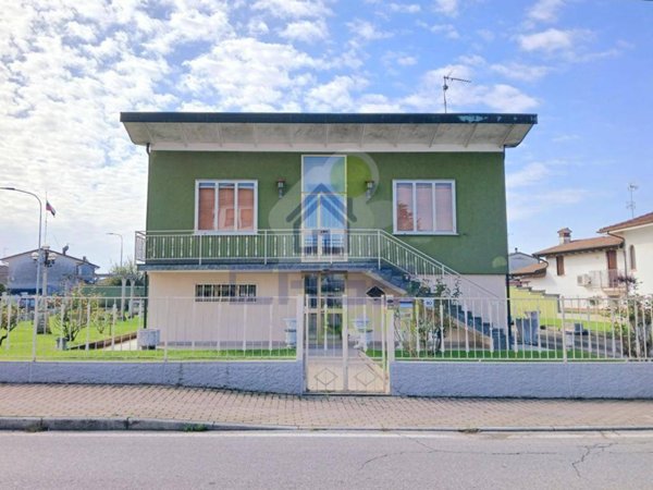 casa indipendente in vendita a Bozzolo