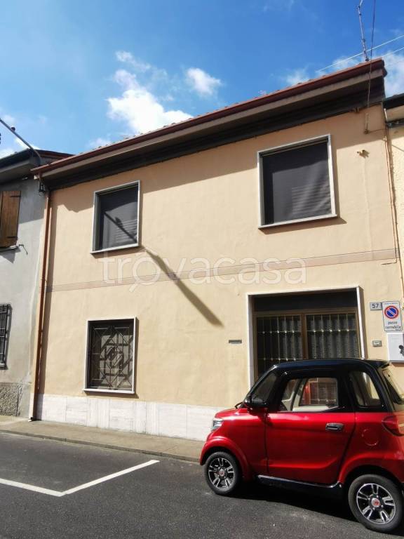 casa indipendente in vendita a Bozzolo